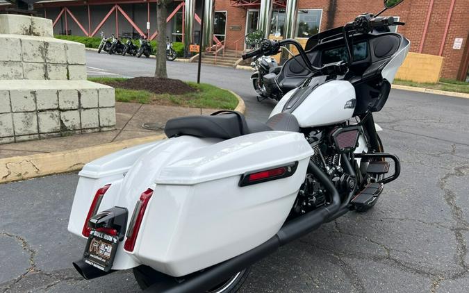 2024 FLTRX Road Glide®