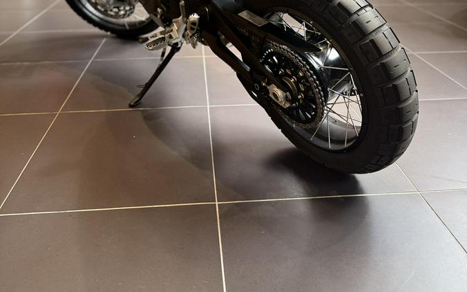 2025 Ducati DESERT X