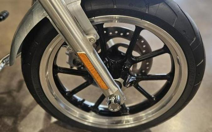 2015 Harley-Davidson® XL883L - Sportster® SuperLow®