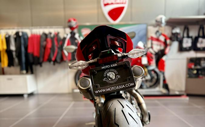 2026 Ducati PANIGALE V2S