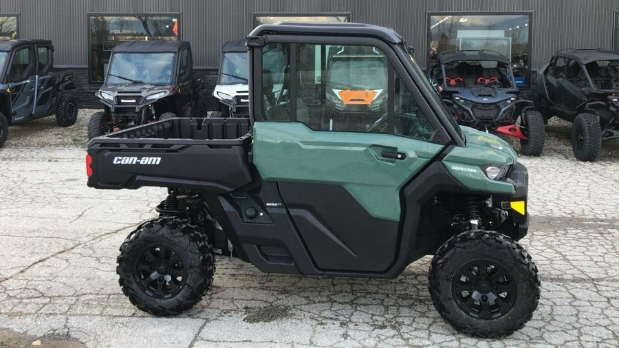 2026 Can-Am® Defender DPS CAB HD9 Compass Green