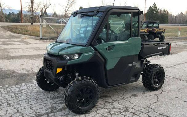 2026 Can-Am® Defender DPS CAB HD9 Compass Green