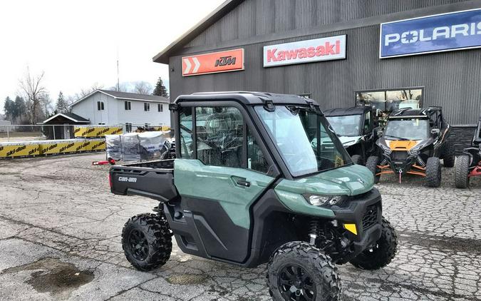 2026 Can-Am® Defender DPS CAB HD9 Compass Green