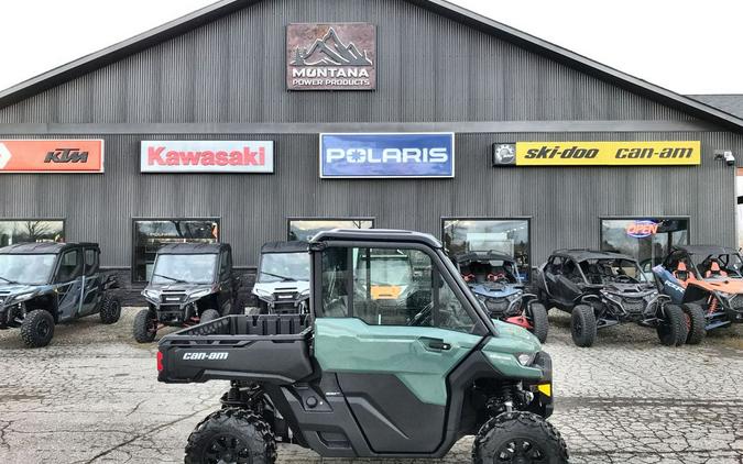 2026 Can-Am® Defender DPS CAB HD9 Compass Green
