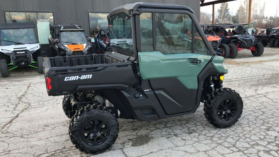 2026 Can-Am® Defender DPS CAB HD9 Compass Green