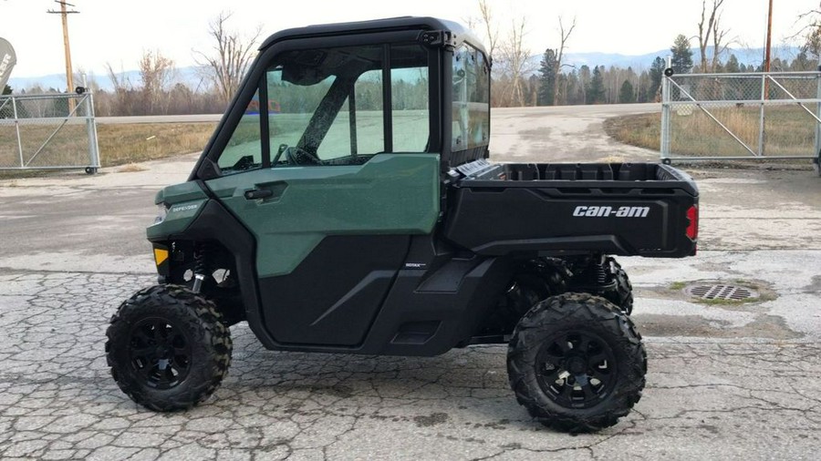 2026 Can-Am® Defender DPS CAB HD9 Compass Green