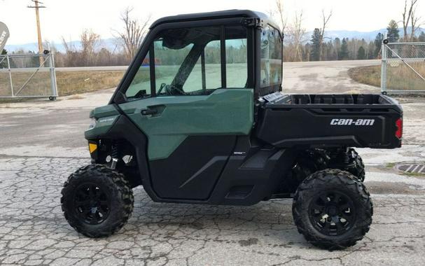 2026 Can-Am® Defender DPS CAB HD9 Compass Green