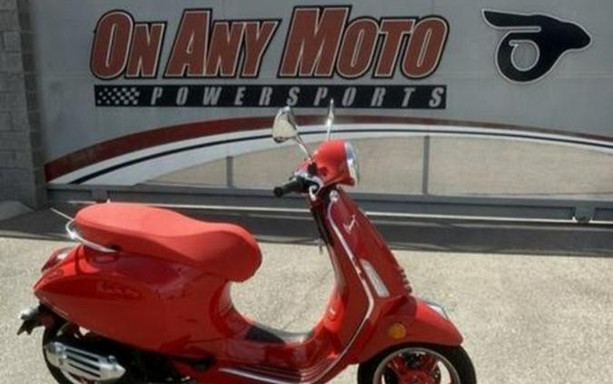 2024 Vespa Primavera 150 Red