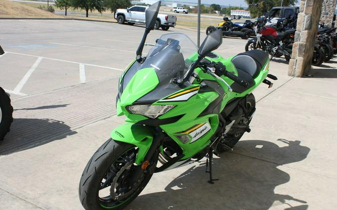 2025 Kawasaki EX650PSFAN