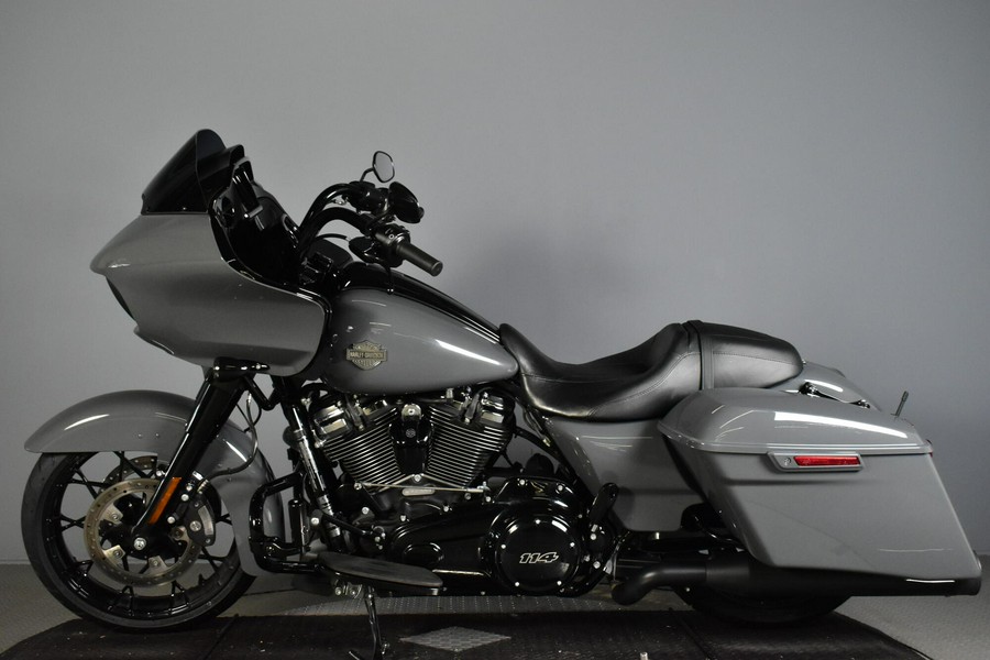 2022 Harley-Davidson Road Glide Special Gunship Grey - Black Finish