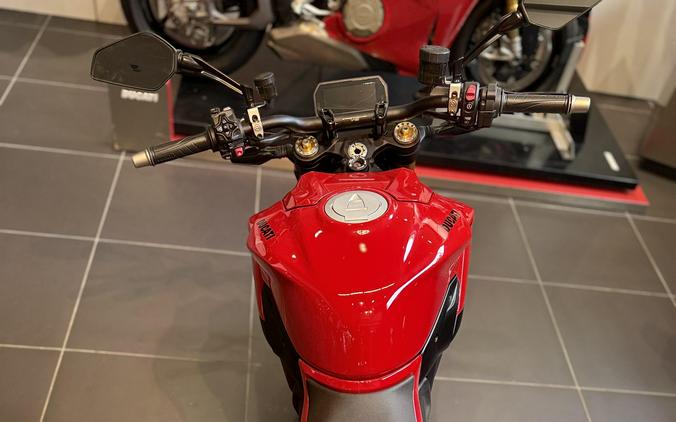 2026 Ducati STREETFIGHTER V2S