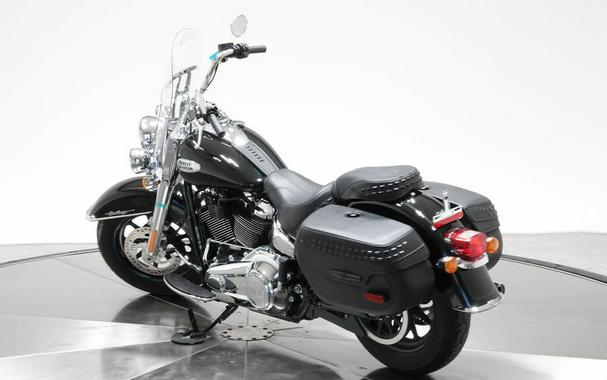 2022 Harley-Davidson Heritage Classic 114