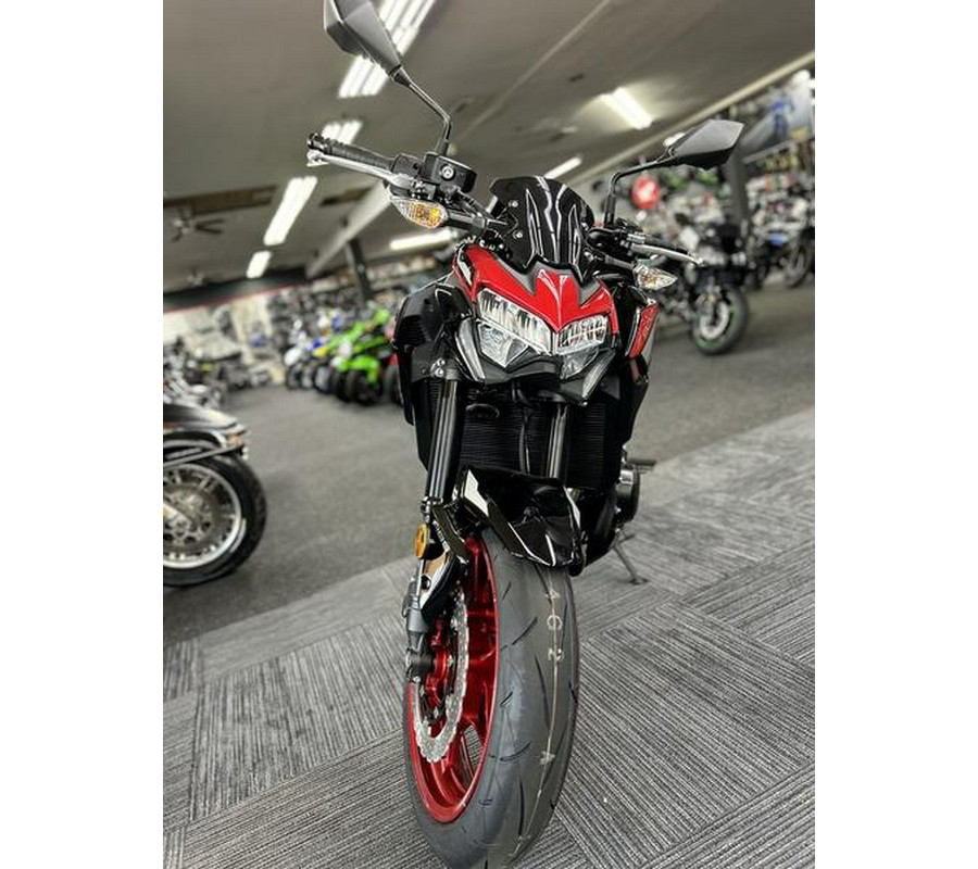 2024 Kawasaki Z900 ABS Candy Persimmon Red/Ebony