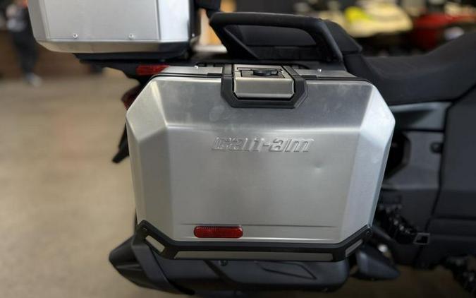 2025 Can-Am® Canyon