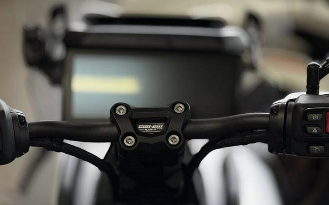 2025 Can-Am® Canyon