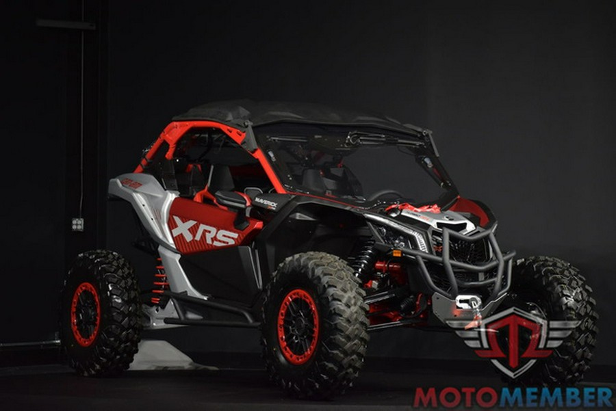 2025 Can-Am Maverick X3 DS Turbo Fiery Red & Hyper Silver