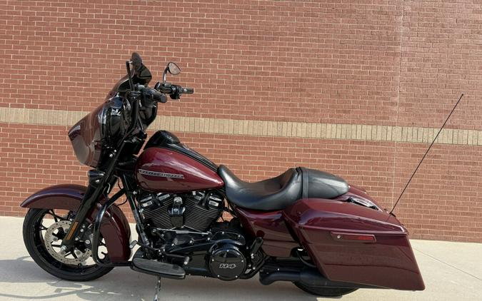 FLHXS 2020 Street Glide® Special