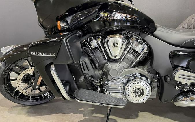 2026 Indian Roadmaster Powerplus Limited 112 W/Powerband A Black Metallic
