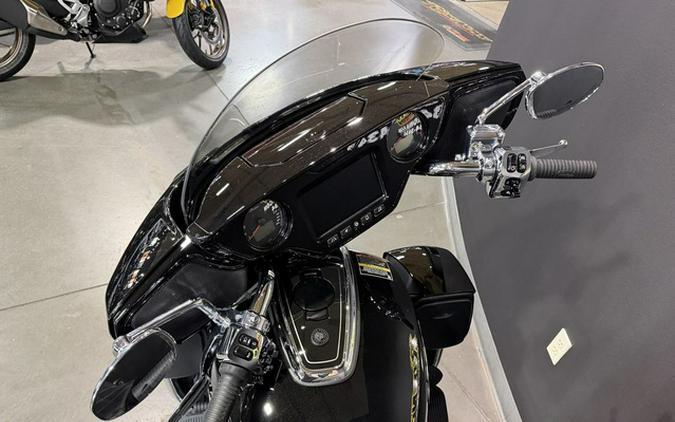 2026 Indian Roadmaster Powerplus Limited 112 W/Powerband A Black Metallic