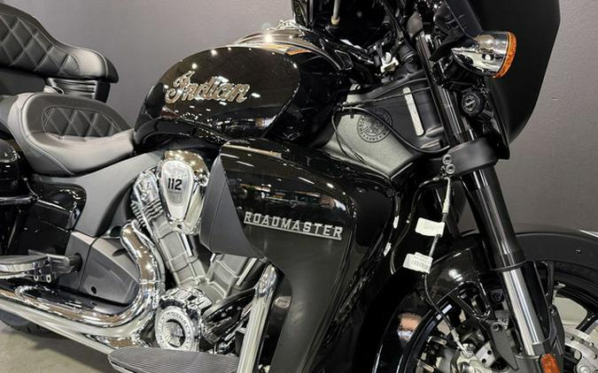 2026 Indian Roadmaster Powerplus Limited 112 W/Powerband A Black Metallic