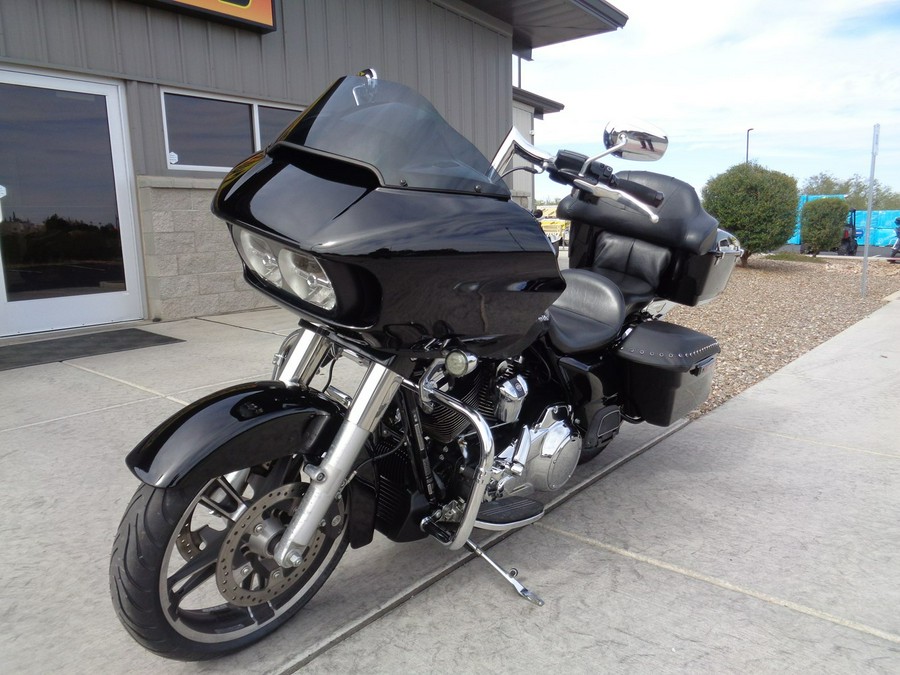 2017 Harley-Davidson® Road Glide Special