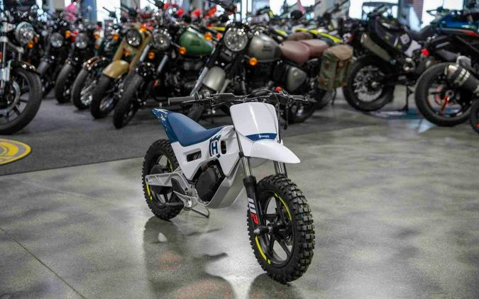 2024 Husqvarna EE 2