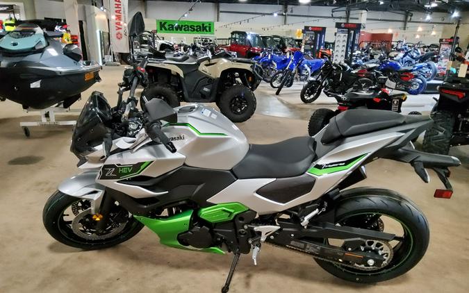 2024 Kawasaki Z7 Hybrid ABS