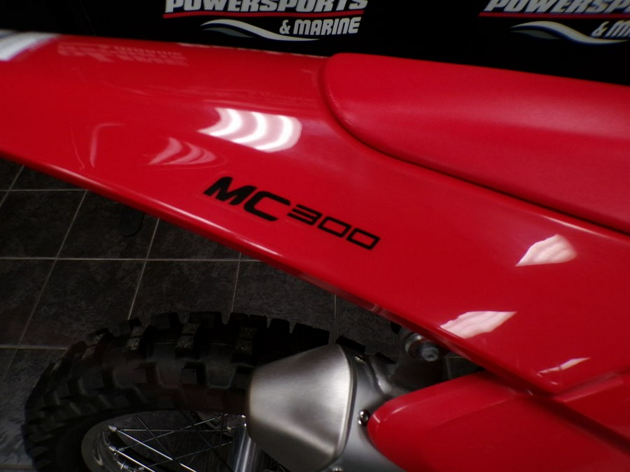 2025 GASGAS MC 300