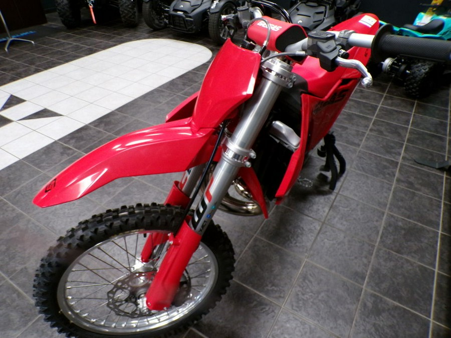 2025 GASGAS MC 300