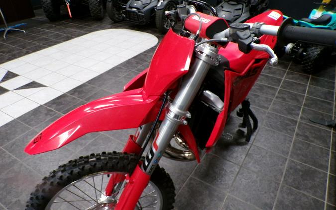 2025 GASGAS MC 300