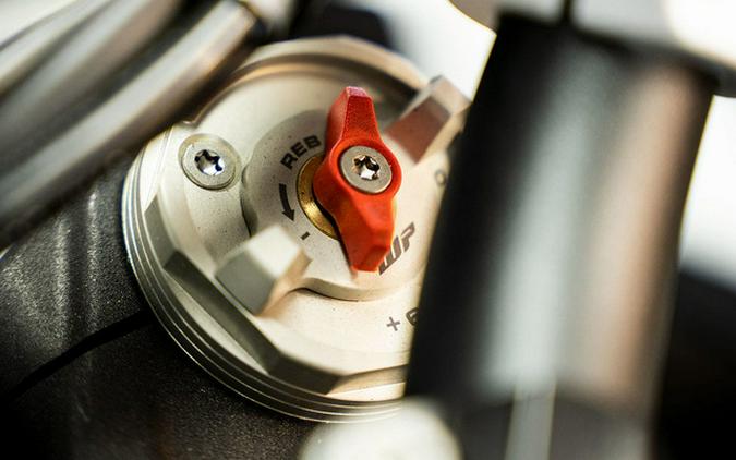 2025 Husqvarna Norden 901 Expedition