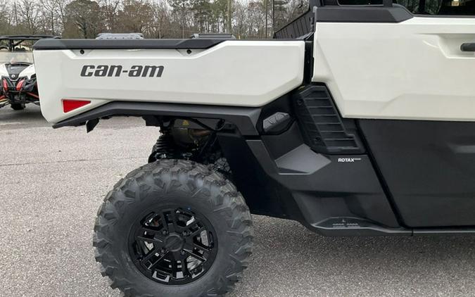 2026 Can-Am Defender MAX Limited HD11