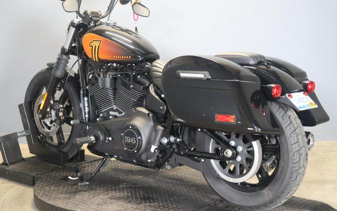 2023 Harley-Davidson Street Bob 114 Vivid Black