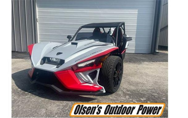 2023 Polaris Slingshot Roush Edition First Look [6 Fast Facts]