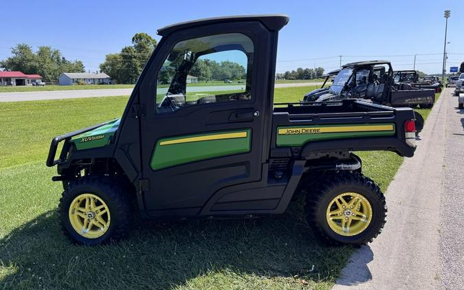 2018 John Deere XUV835M with HVAC