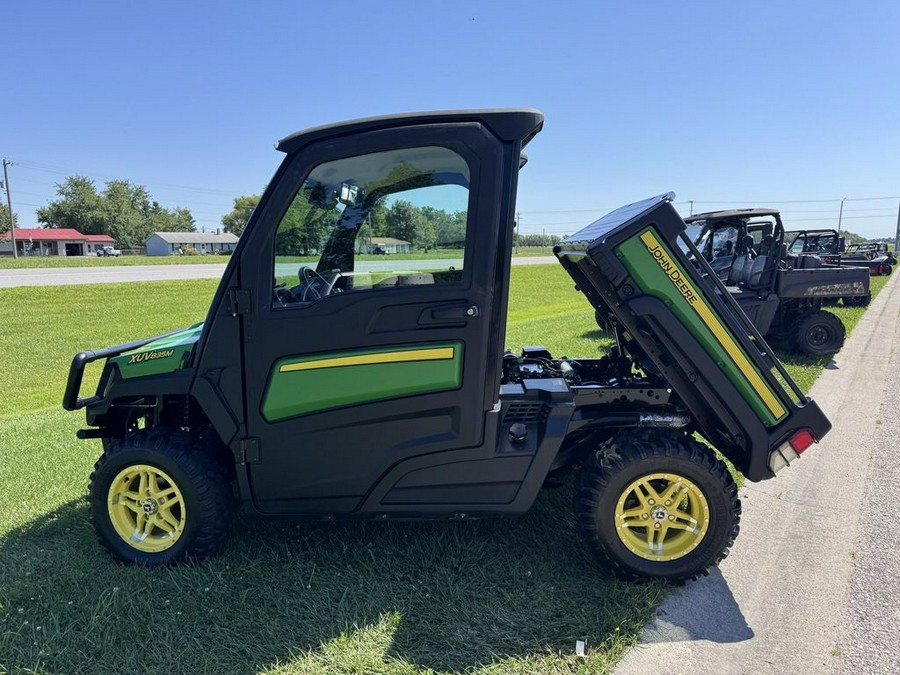 2018 John Deere XUV835M with HVAC