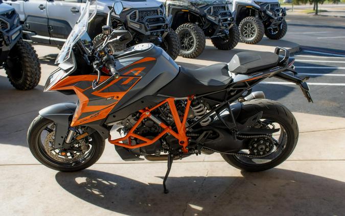 2024 KTM SUPER DUKE 1290 GT