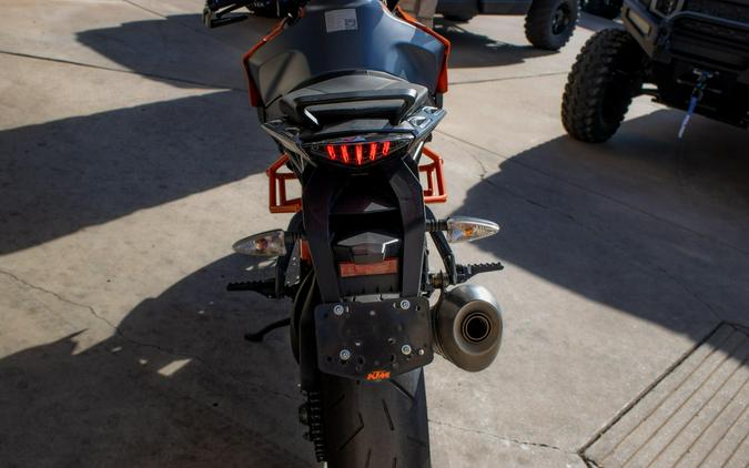 2024 KTM SUPER DUKE 1290 GT