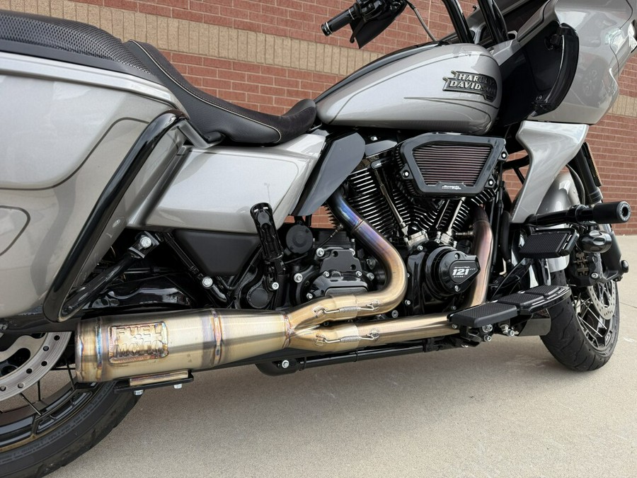 2023 Harley-Davidson® CVO™ Road Glide® LTD Anniversary Dark Platinum