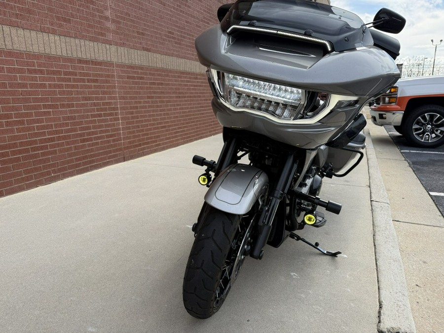 2023 Harley-Davidson® CVO™ Road Glide® LTD Anniversary Dark Platinum