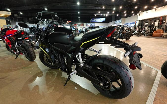 2026 Honda CBR650R E-Clutch