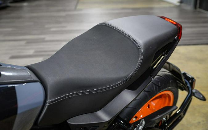 2023 Indian Motorcycle® FTR Stealth Gray/Orange Burst