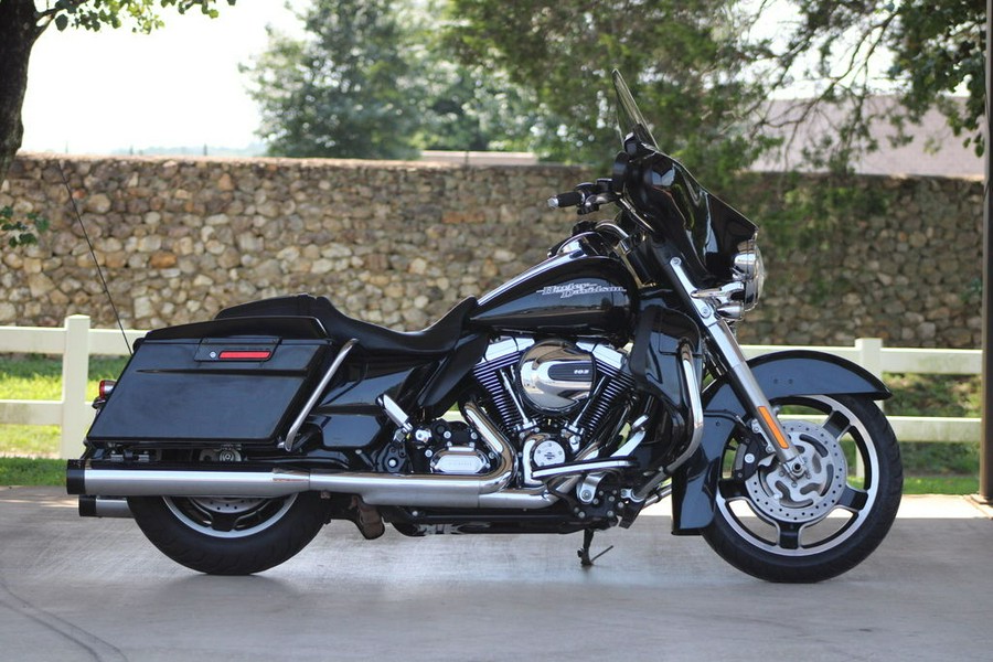 2013 Harley-Davidson® FLHX - Street Glide®