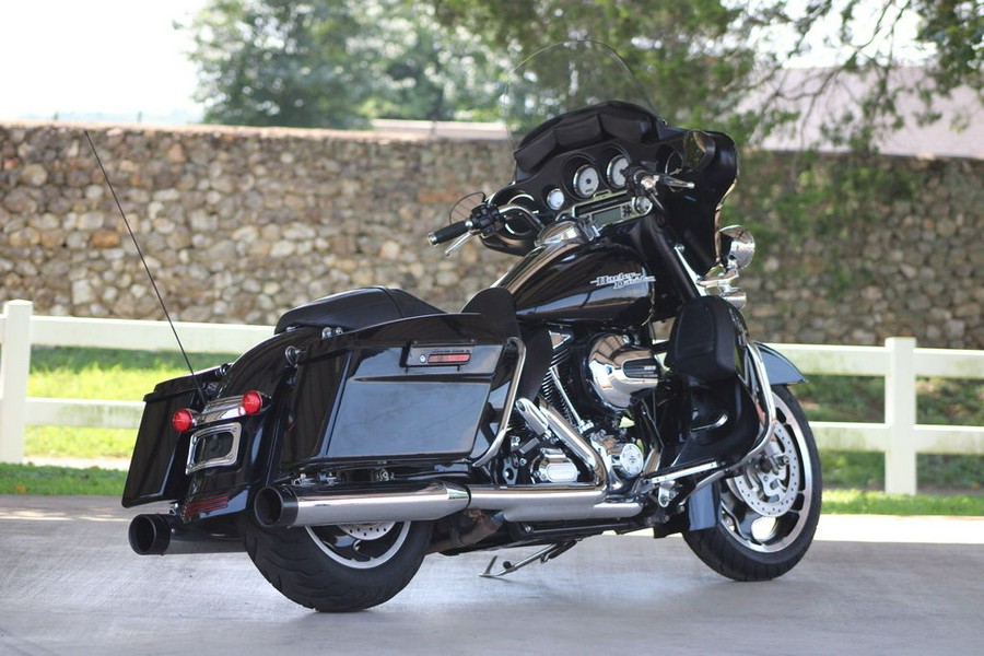 2013 Harley-Davidson® FLHX - Street Glide®