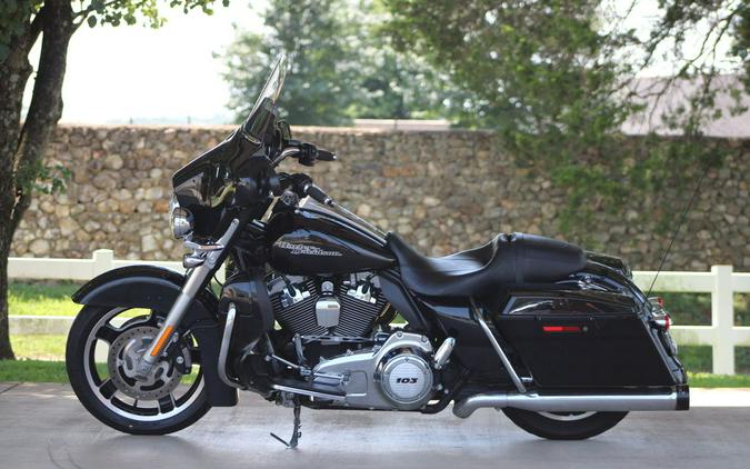 2013 Harley-Davidson® FLHX - Street Glide®