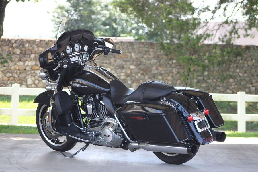 2013 Harley-Davidson® FLHX - Street Glide®