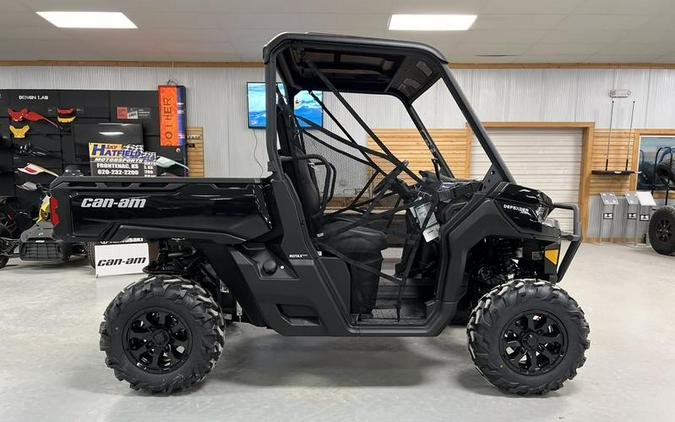 2024 Can-Am® Defender XT HD10