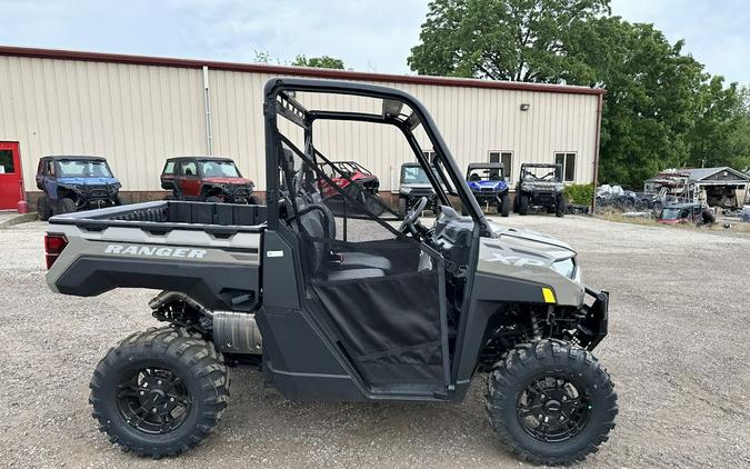 2024 Polaris Industries Ranger XP 1000 Premium. Power steering! 82HP!!