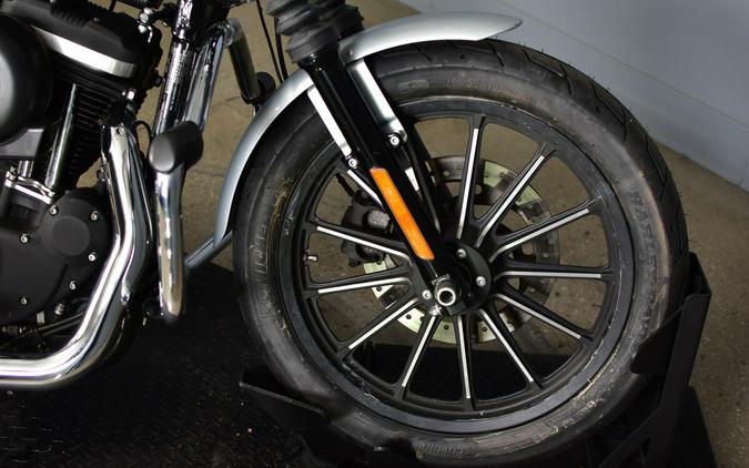 2015 Harley-Davidson Iron 883