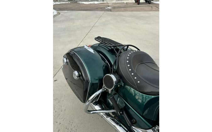 2018 Indian Motorcycle SPRINGFIELD, METALLIC JADE/THNDR BLK, 49ST Base